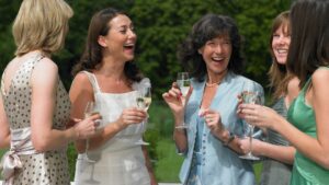 Les tenues d'invités de mariage